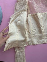 Load image into Gallery viewer, Buttercream Lace Ensemble