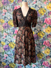 Load image into Gallery viewer, Jeff Banks Lace Tea Dress