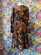 Load image into Gallery viewer, Valentino Runway Model Dress &amp; Jacket