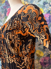 Load image into Gallery viewer, Valentino Runway Model Dress &amp; Jacket