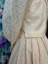 Load image into Gallery viewer, Buttercream Lace Ensemble