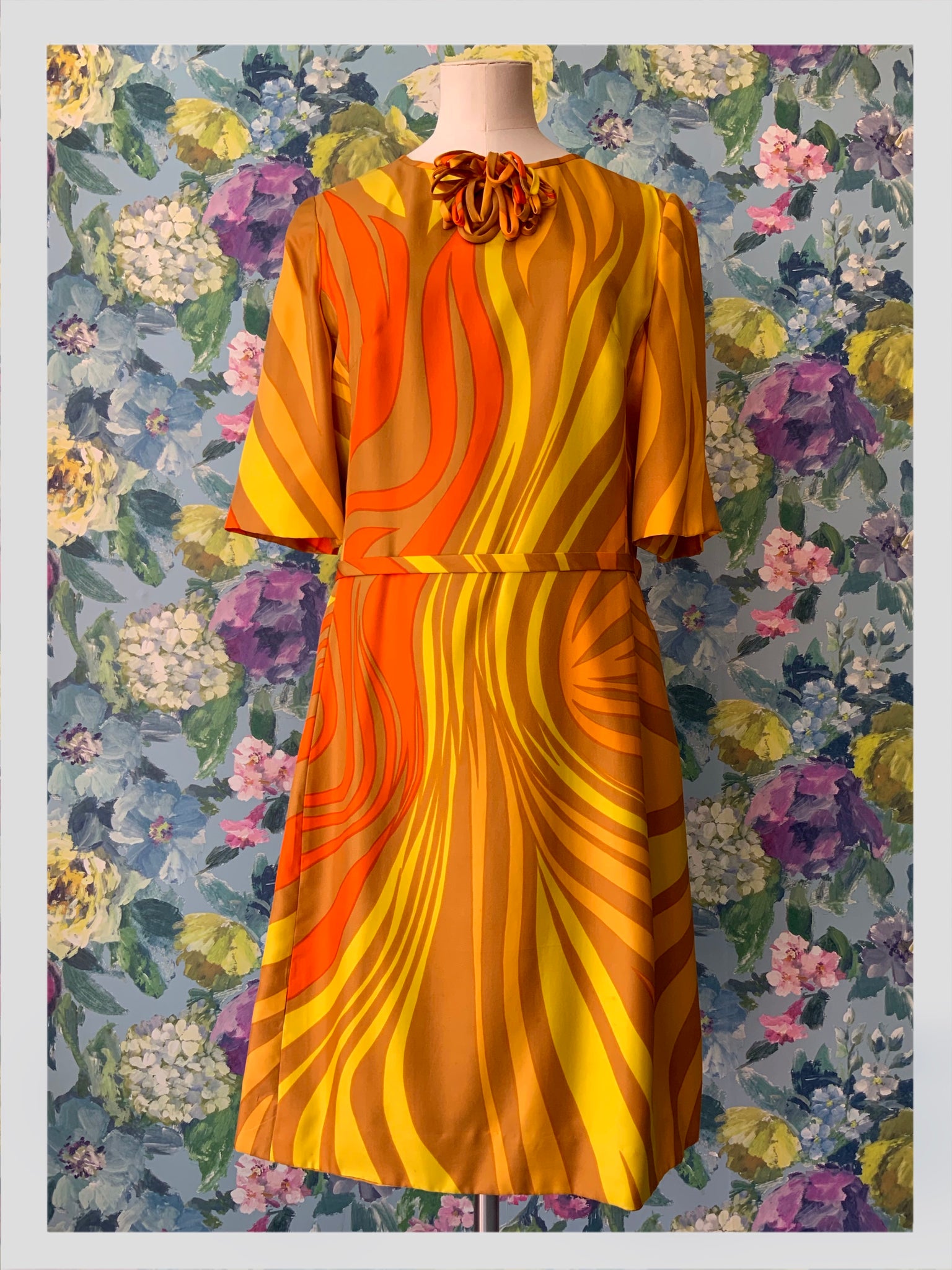 Silk vintage dress store